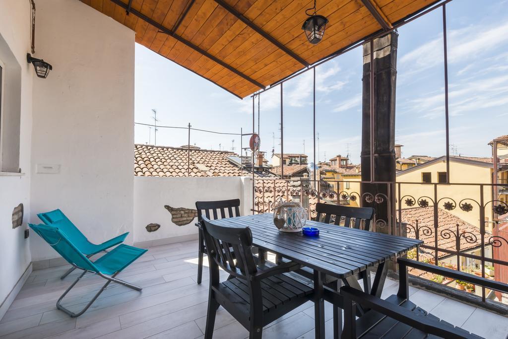 Attico Del Duomo Daire Modena Dış mekan fotoğraf